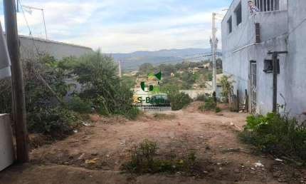 Terreno à venda em localização privilegiada no Jardim Imperial- Atibaia/SP