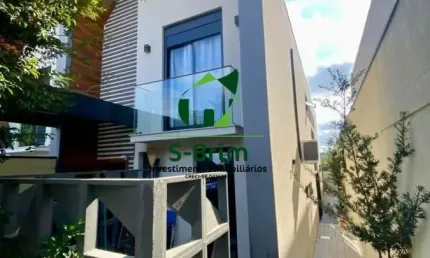 Sobrado com arquitetura moderna a venda em Atibaia/SP Bairro Jardim dos Pinheiros