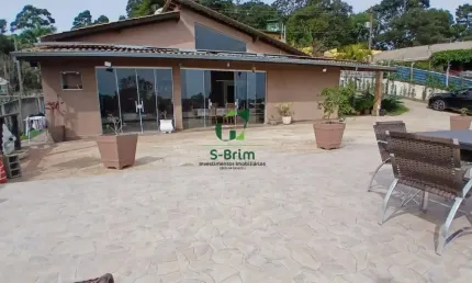 Chácara de Alto Padrão em Atibaia com Vista Exuberante