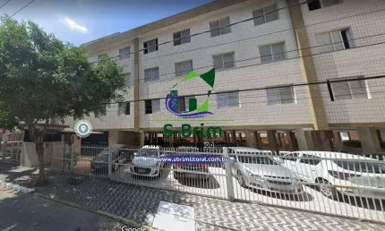 Apartamento com 01 dormitório -2ª quadra da praia - $245 mil