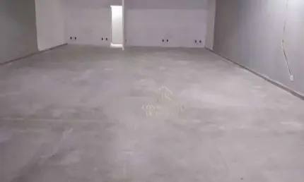 Sala comercial para alugar na Rua General Francisco Glicério, Centro, Suzano