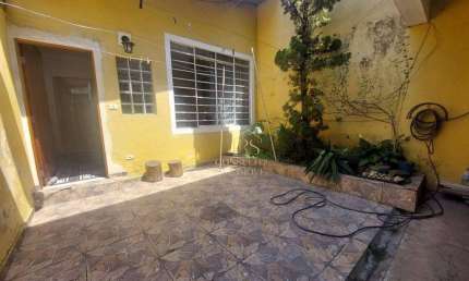 Casa com 3 quartos à venda na Rua Doutor Francisco Tancredi, 367, Cidade Boa Vista, Suzano