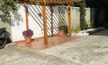 Casa com 2 dormitórios à venda, 58 m² por R$ 293.000,00 - Caxangá - Suzano/SP