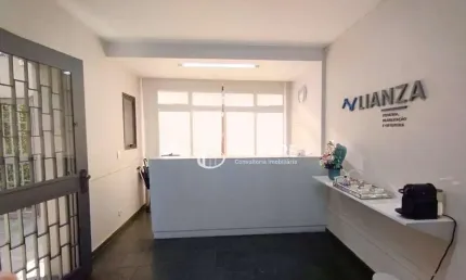 Casa comercial com 8 salas à venda na Rua Luís Góis, 2565, Mirandópolis, São Paulo