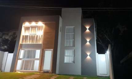 Vendo excelente casa em Condomínio Fechado!!! R$ 650.000,00