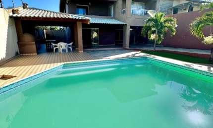 Vendo Linda Casa em Vilas do Atlântico. R$ 1.100.000,00.