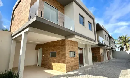 OPORTUNIDADE!!! Vendo Excelente Casa em Pitangueiras R$ 490.000,00.