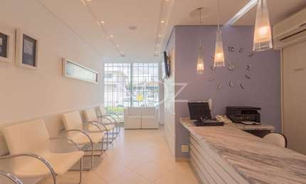 Casa comercial à venda na Rua João Alencar Guimarães, Santa Quitéria, Curitiba