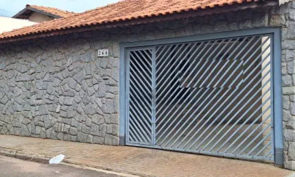 Casa com 3 dormitórios à venda, 162 m² por R$ 370.000,00 - Jardim Peabiru - Botucatu/SP