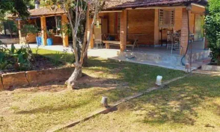 Chácara com 2 dormitórios à venda, 3000 m² por R$ 510.000 - Chácara Capão Bonito - Botucatu/SP