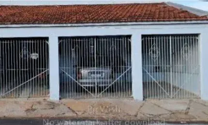 Casa à venda por R$ 280.000 - Vila Antártica - Botucatu/SP