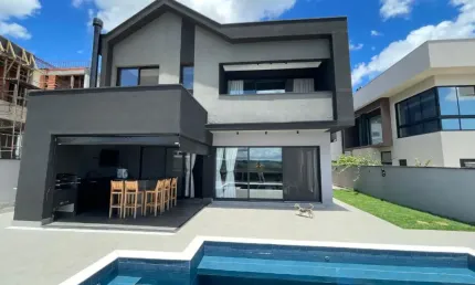 Belíssimo sobrado á venda - Condomínio Residencial Jaguary - Urbanova/SJC