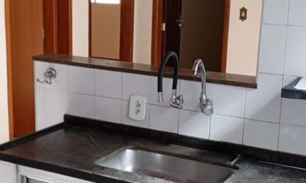 Casa com 3 dormitórios para alugar, 100 m² por R$ 3.000,00/mês - Centro - São José dos Campos/SP