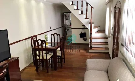 Sobrado IMPECÁVEL com 205m² composto por 4 dormitórios sendo 1 suíte, à venda por R$ 765.000 - Santa Maria, Santo André/SP