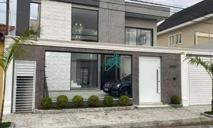 Casa com 4 dormitórios à venda, 350 m² por R$ 3.800.000,00 - Jardim São Caetano - São Caetano do Sul/SP
