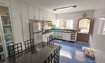 Sobrado com ótima disposição de 202m² composto por 3 quartos sendo 1 suíte, à venda por r$ 720.000 - vila helena, santo andré/sp