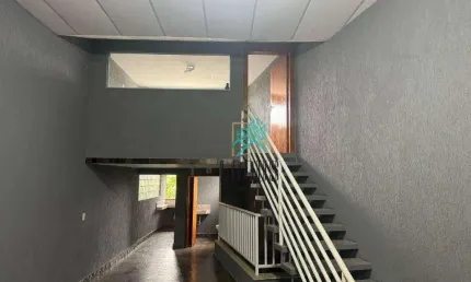 Galpão COMERCIAL para alugar, 240 m² por R$ 4.100/mês - Jardim da Represa - São Bernardo do Campo/SP