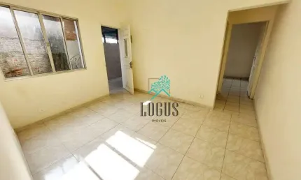 Casa assobradada com 1 dormitório para alugar, 60 m² por R$ 950/mês - Jardim Oriental - Santo André/SP