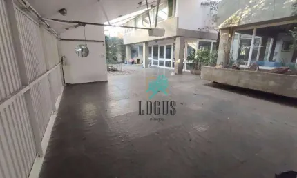 Sobrado com 4 dormitórios à venda, 423 m² por R$ 2.500.000,00 - Vila Boa Vista - Santo André/SP