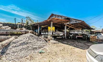 Grande Investimento: Serraria, com 1950m², à venda no bairro São Tiago em Piraquara!!!