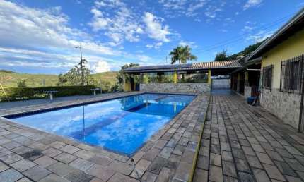 Casa com 3 quartos à venda, 781 m² por R$ 980.000 - Vale do Amanhecer - Juiz de Fora/MG