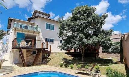 Casa com 3 quartos à venda, 230 m² por R$ 1.249.000 - Nova Gramado - Juiz de Fora/MG