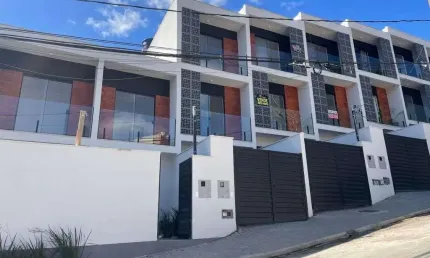 Casa com 2 quartos à venda na Rua Fanny Fortini Sampaio, Fontesville II, Juiz de Fora