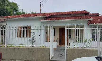 Casa com 4 quartos à venda, 185 m² por R$ 599.000,00- Santa Catarina - Juiz de Fora/MG