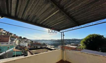 Casa 4 quartos, 2 banheiros e terraço à venda, 126 m² por R$ 185.000, (Documento OK p/financiamento)- Santa Cândida - Juiz de Fora/MG