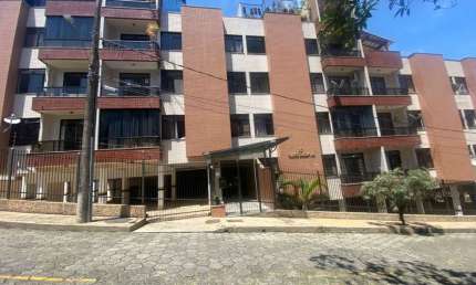 Cobertura com 4 dormitórios à venda, 262 m² por R$ 680.000 no Jardim Liú - Juiz de Fora/MG