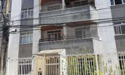 Apartamento de 3/4,  1 suite e 2 vagas de garagens, no São Mateus.