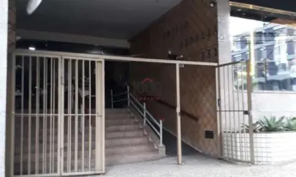 Apartamento de 1/4, 1 vaga de garagem , aguardando por você!