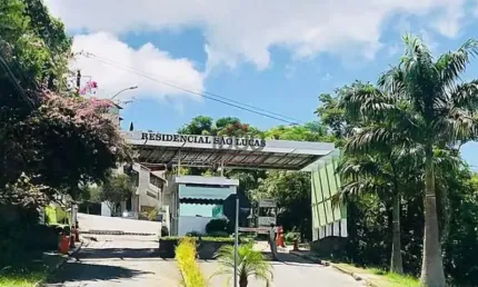Terreno em condomínio fechado à venda na Rua José Lourenço, São Pedro, Juiz de Fora