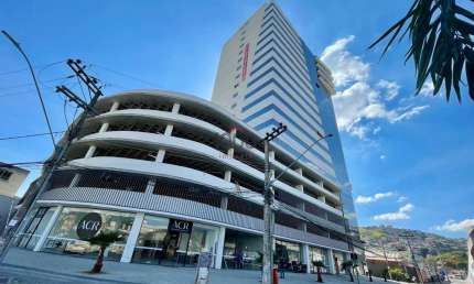 Sala comercial para alugar na Rua Leopoldo Schmidt, Centro, Juiz de Fora