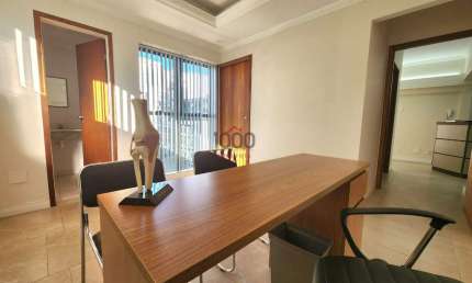 Sala comercial para alugar na Avenida Barão do Rio Branco, Alto dos Passos, Juiz de Fora