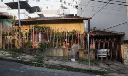 Casa com 3 quartos à venda na Rua Machado Sobrinho, Alto dos Passos, Juiz de Fora