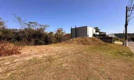 Terreno em condomínio fechado à venda na Rua Doutor João Navarro Saggioro, Grama, Juiz de Fora