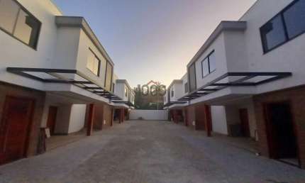 Casa em condomínio fechado com 3 quartos à venda na Rua Florianópolis, Parque Jardim da Serra, Juiz de Fora