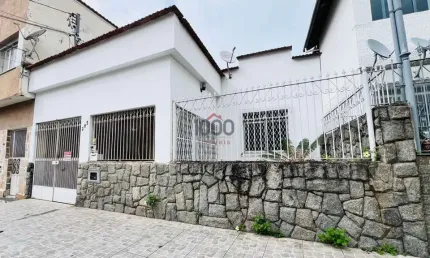 Casa com 3 quartos à venda na Rua Doutor Eduardo de Menezes, São Mateus, Juiz de Fora