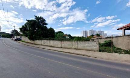 Terreno à venda na Rua Octávio Malvaccini, Spina Ville II, Juiz de Fora