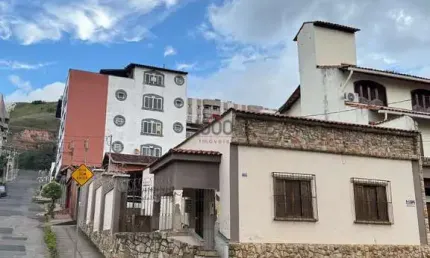 Casa com 4 quartos à venda na Rua Princesa Isabel, Granbery, Juiz de Fora