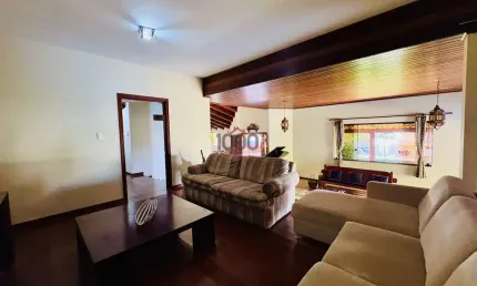 Casa com 5 quartos à venda na Rua José Machado Penido, Parque Guadalajara, Juiz de Fora