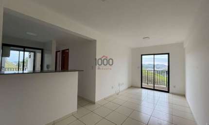 Manoel Honório, apartamento 2 quartos, elevador, varanda, garagem coberta.