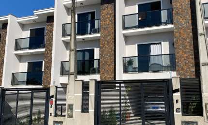 Casa com 3 quartos à venda na Rua Felicidade, 215, Nova Brasília, Joinville