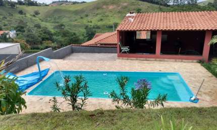 Excelente localização, ótima Granja, natureza exuberante