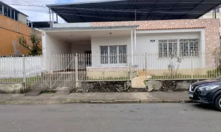 Excelente localização, ótima topografia, próximo ao colégio militar, excelente área para edificao