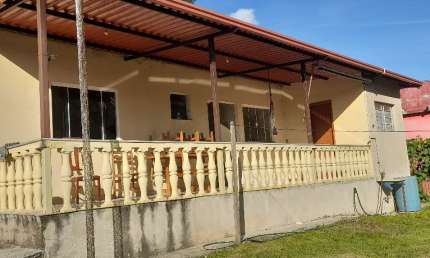Casa no Condomínio Recanto do sol, cantinho aconchegante, tranquilo, seguro,com natureza exuberante