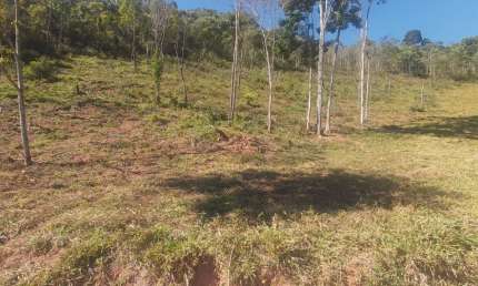 Ótimos terrenos em área Rural, no distrito de Varginha