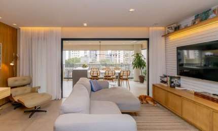 Apartamento com 4 Dormitórios, 3 Suítes, 2 vagas, Perdizes, São Paulo