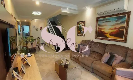 Sobrado Triplex à venda no Embaré – Conforto, espaço e lazer completo!